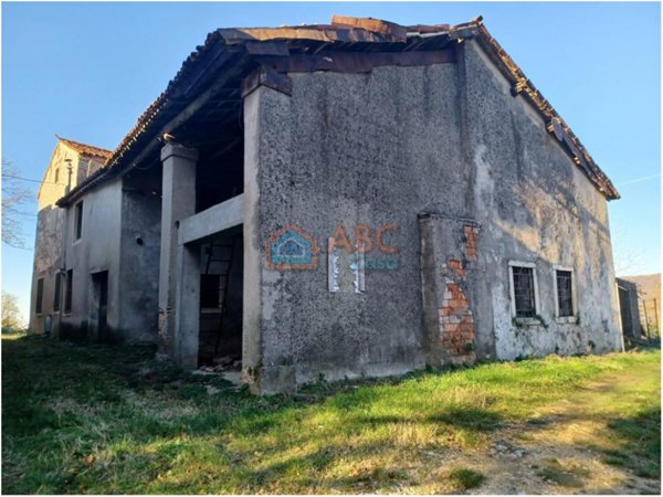casa indipendente in vendita a Brendola in zona San Valentino