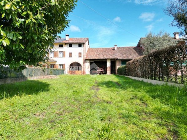 casa indipendente in vendita a Bressanvido