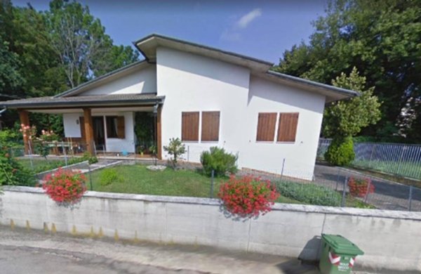 casa indipendente in vendita a Bressanvido