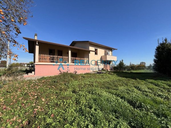 casa indipendente in vendita a Bressanvido in zona Poianella