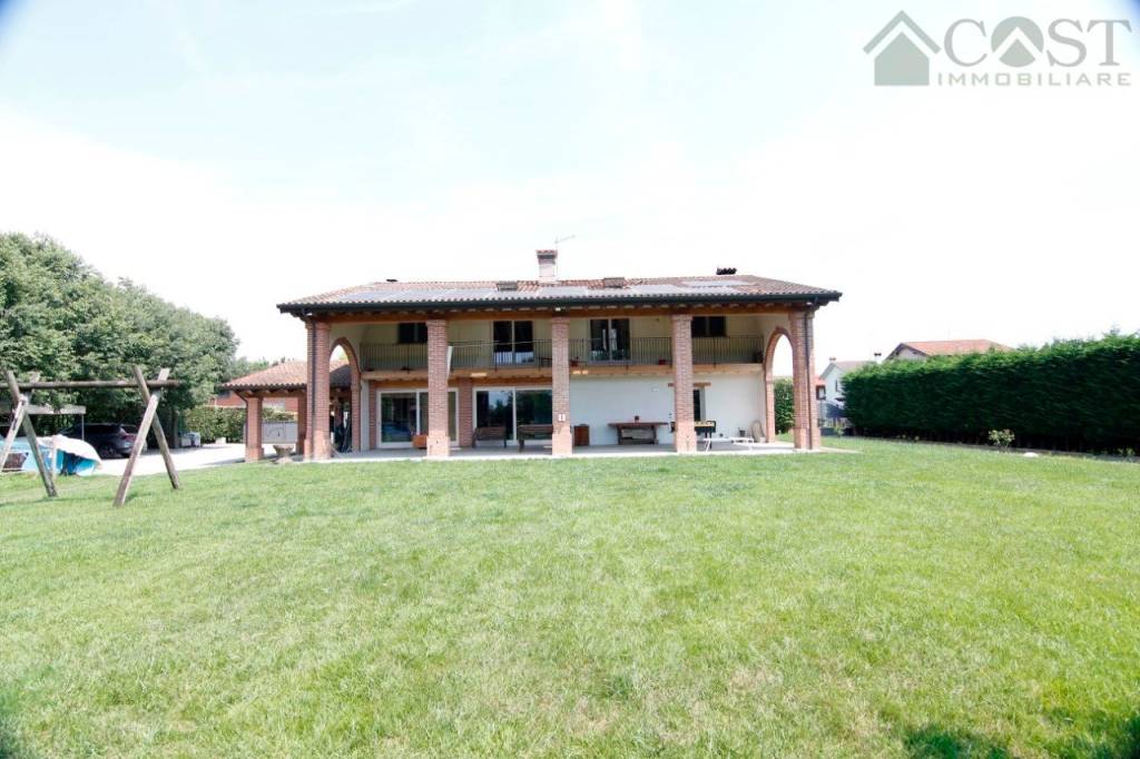 casa indipendente in vendita a Bressanvido