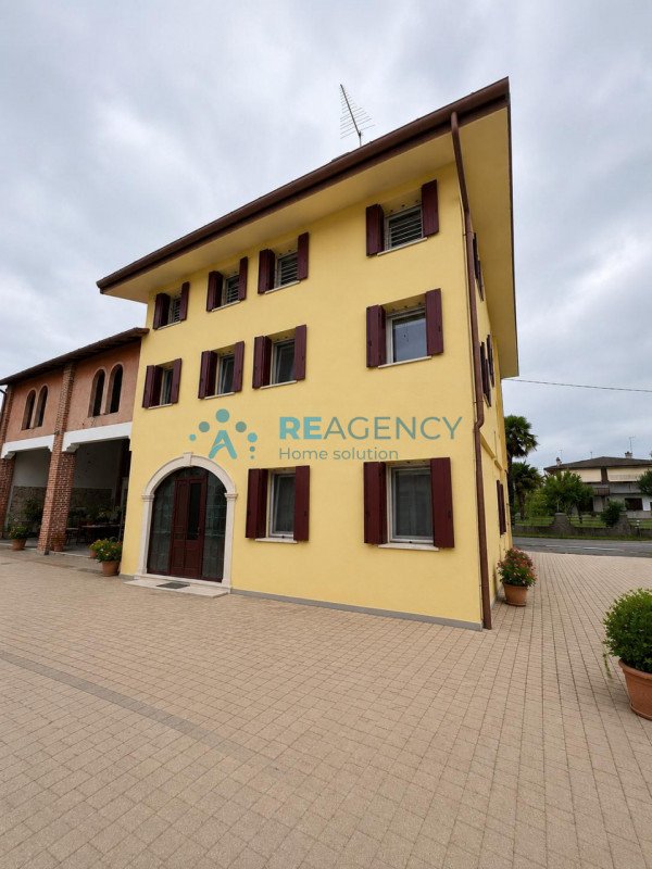 appartamento in vendita a Bressanvido in zona Poianella