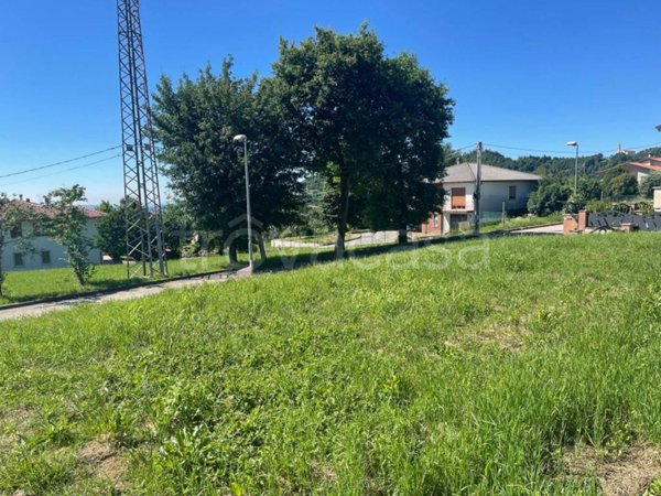 villa in vendita a Brogliano in zona Quargnenta