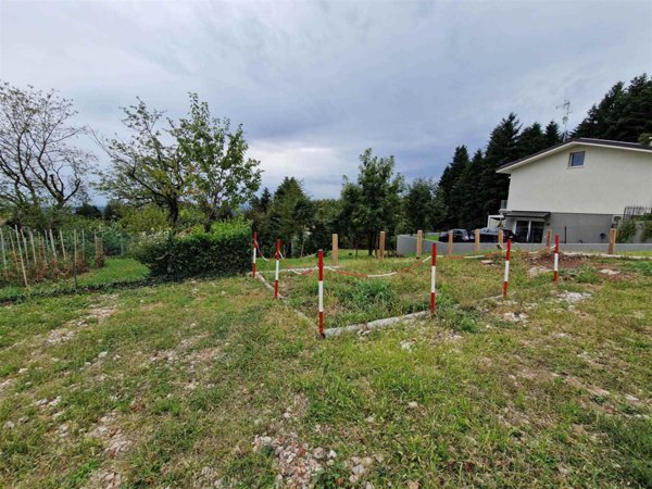 casa indipendente in vendita a Brogliano