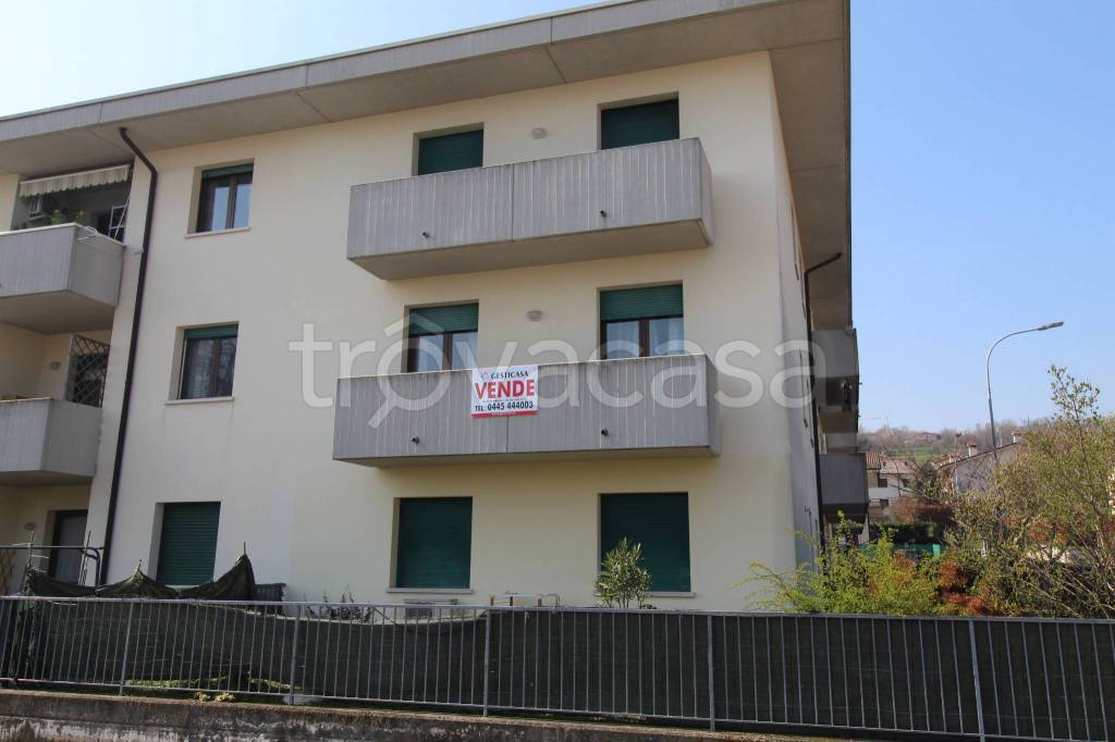 appartamento in vendita a Brogliano
