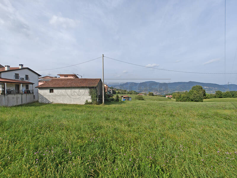 terreno agricolo in vendita a Brogliano