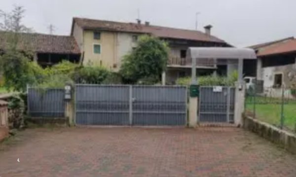 casa indipendente in vendita a Brogliano