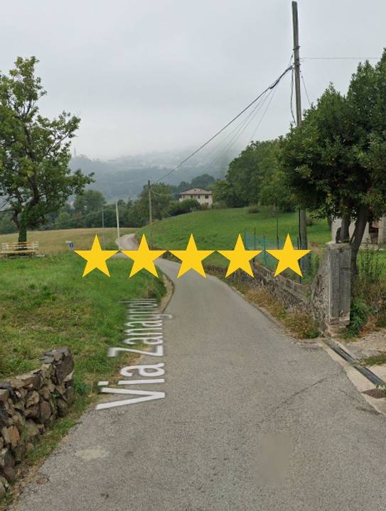 appartamento in vendita a Brogliano in zona Quargnenta