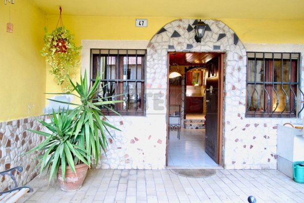 appartamento in vendita a Brogliano in zona Quargnenta