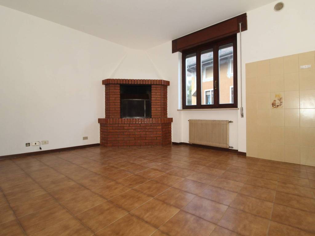 casa indipendente in vendita a Brogliano