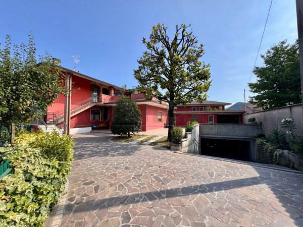 appartamento in vendita a Brogliano