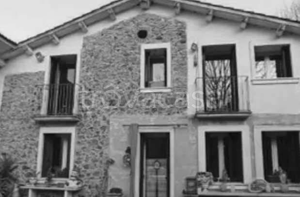 casa indipendente in vendita a Brogliano