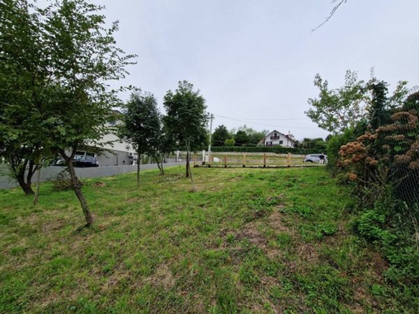 casa indipendente in vendita a Brogliano