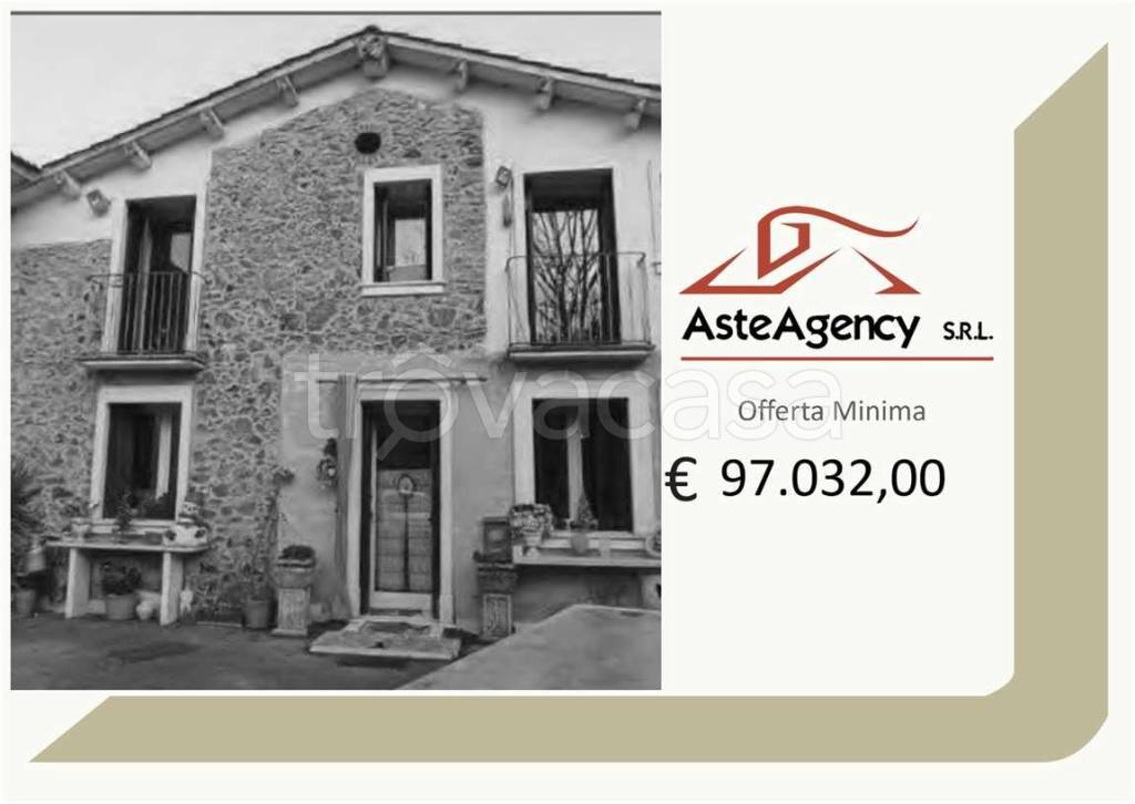 appartamento in vendita a Brogliano in zona Quargnenta
