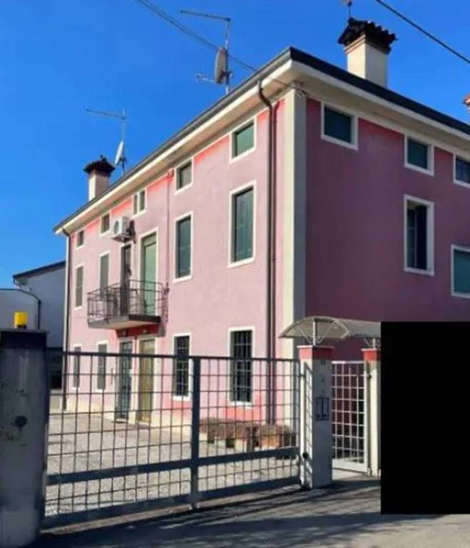 casa indipendente in vendita a Caldogno