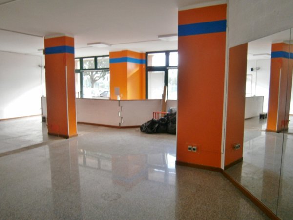 negozio in vendita a Caldogno in zona Rettorgole