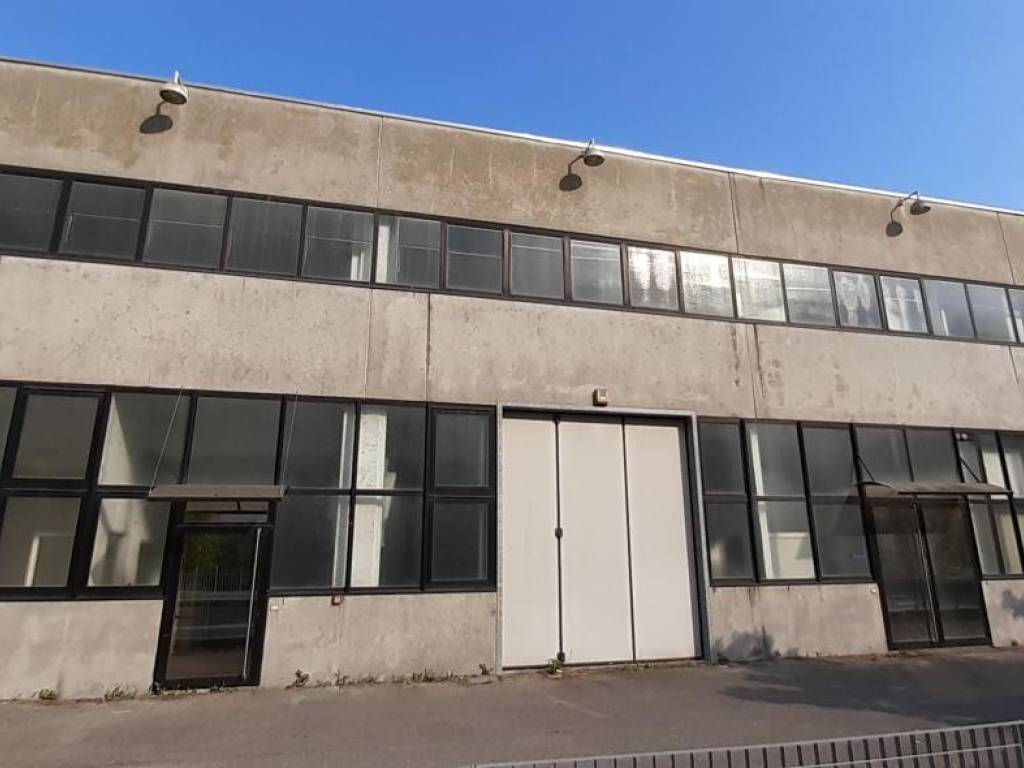 capannone in vendita a Caldogno in zona Rettorgole