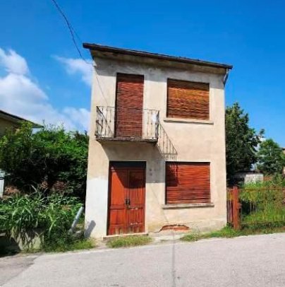 casa indipendente in vendita a Caldogno