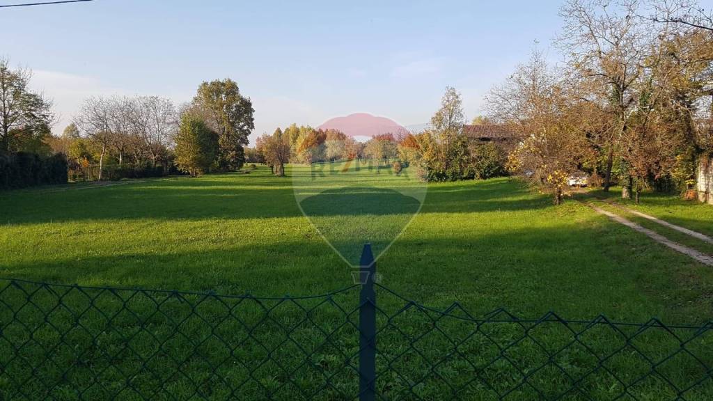 terreno edificabile in vendita a Caldogno in zona Cresole