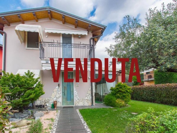 casa indipendente in vendita a Caldogno
