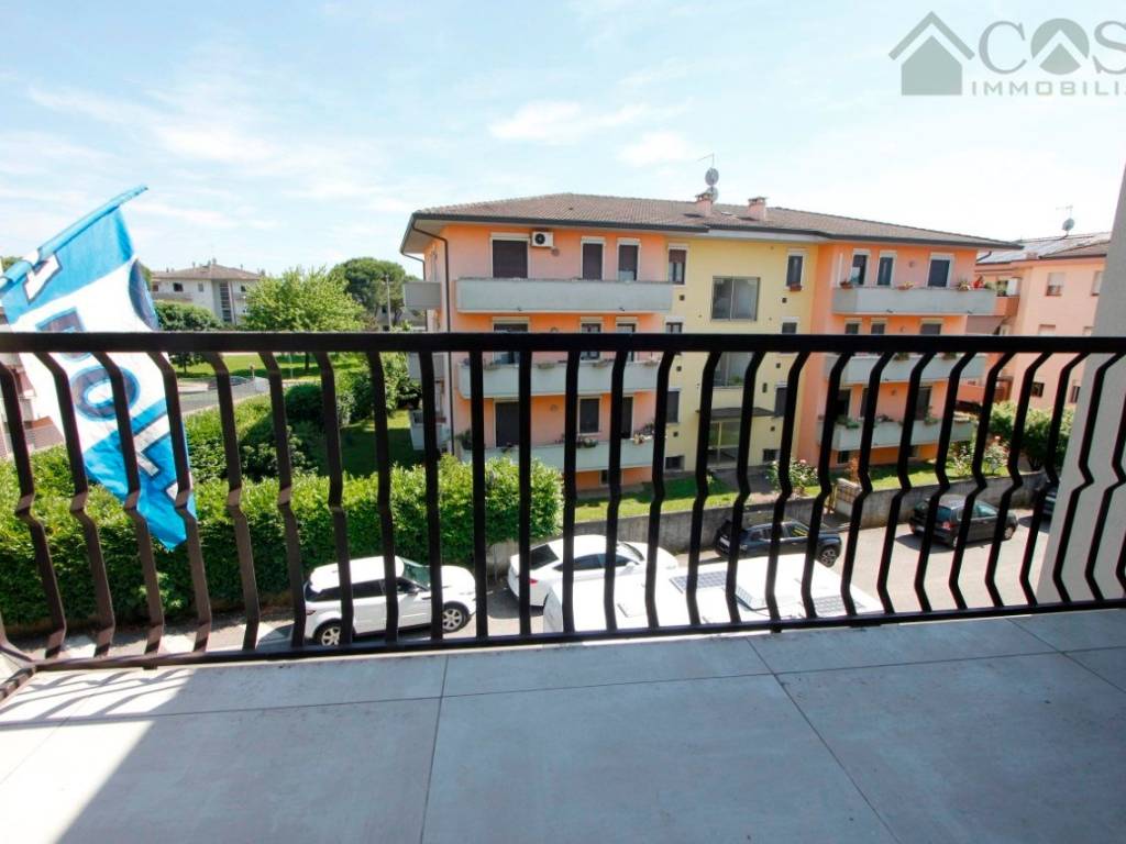 appartamento in vendita a Caldogno in zona Rettorgole