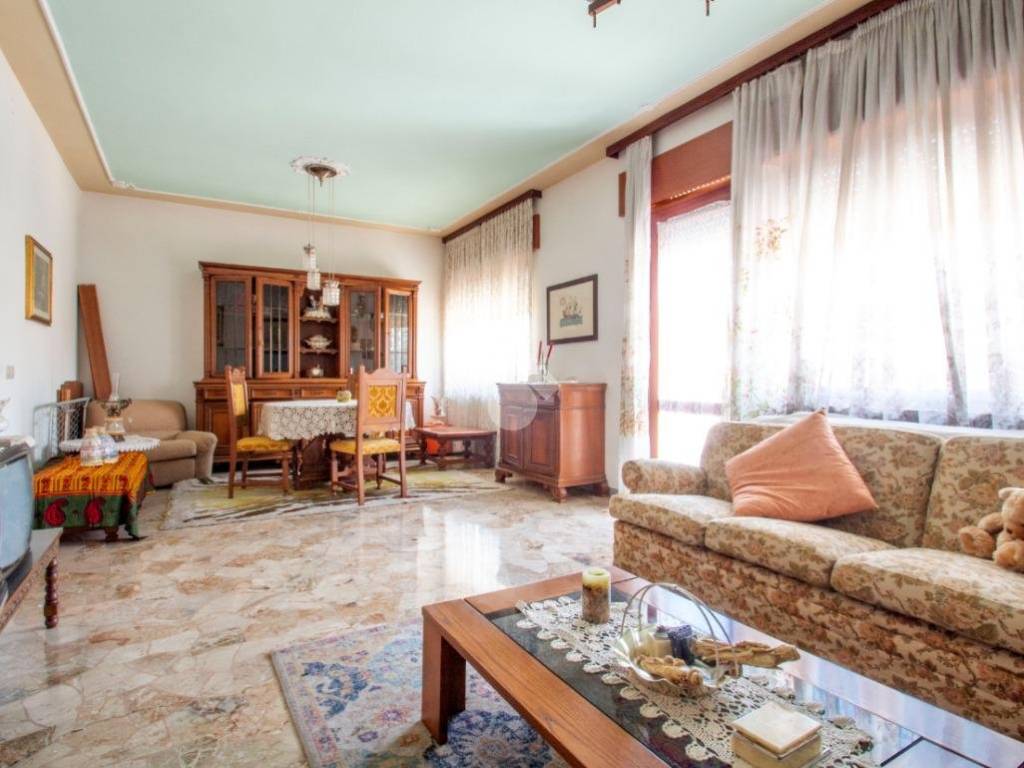 casa indipendente in vendita a Caldogno in zona Rettorgole