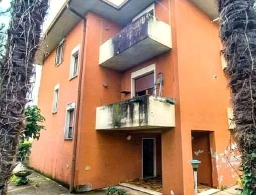appartamento in vendita a Caldogno in zona Cresole