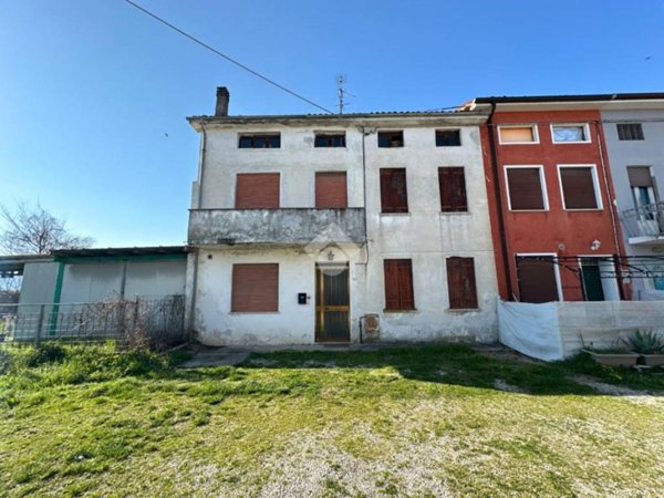 casa semindipendente in vendita a Caldogno
