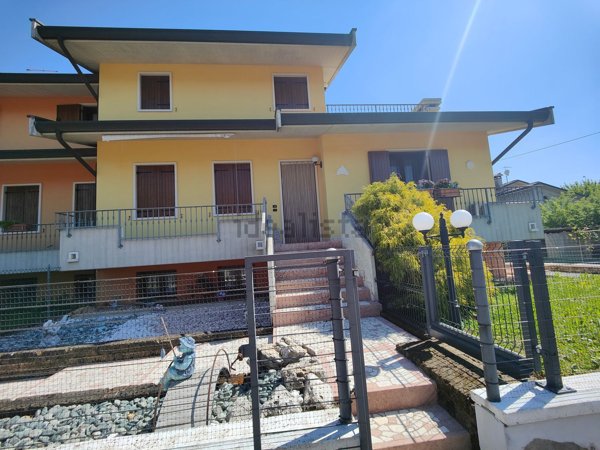 casa indipendente in vendita a Caldogno