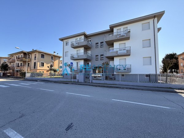 appartamento in vendita a Caldogno in zona Rettorgole