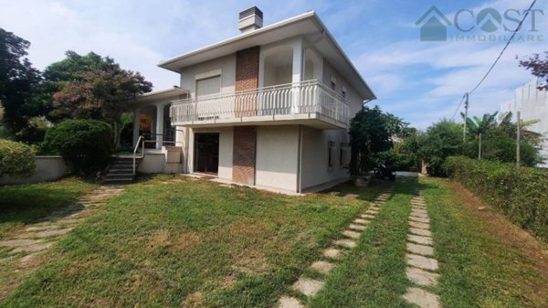 casa indipendente in vendita a Caldogno