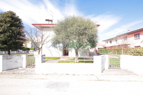 casa indipendente in vendita a Caldogno