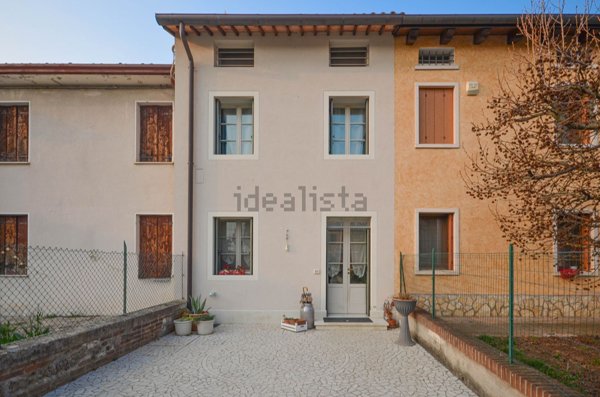 casa indipendente in vendita a Caldogno