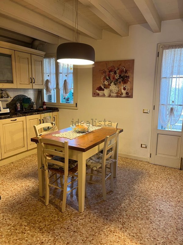 casa indipendente in vendita a Caldogno