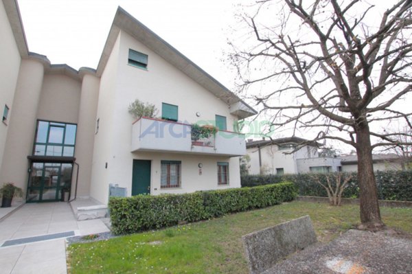 appartamento in vendita a Caldogno in zona Rettorgole