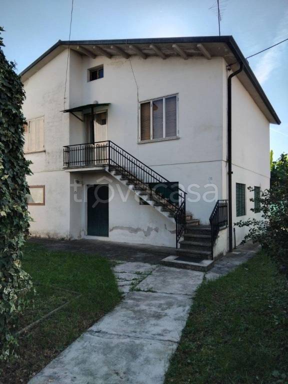 casa indipendente in vendita a Caldogno