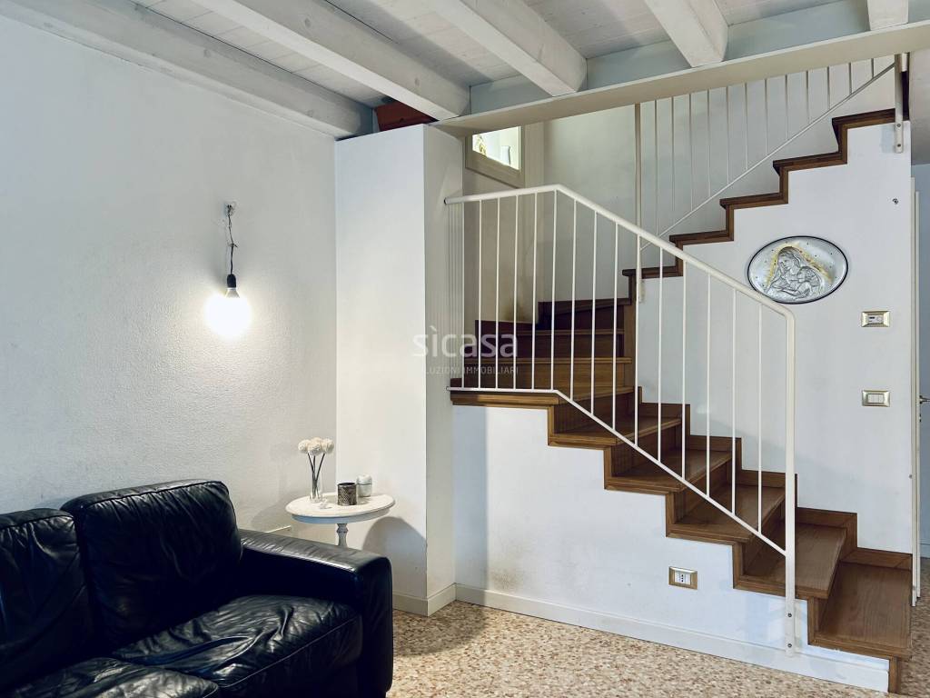 casa indipendente in vendita a Caldogno