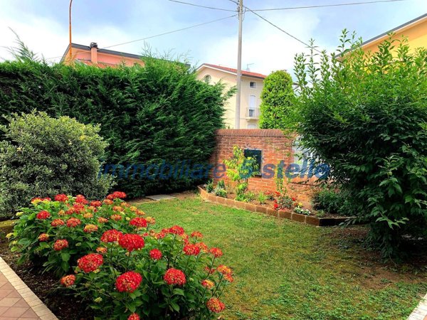 casa indipendente in vendita a Caldogno