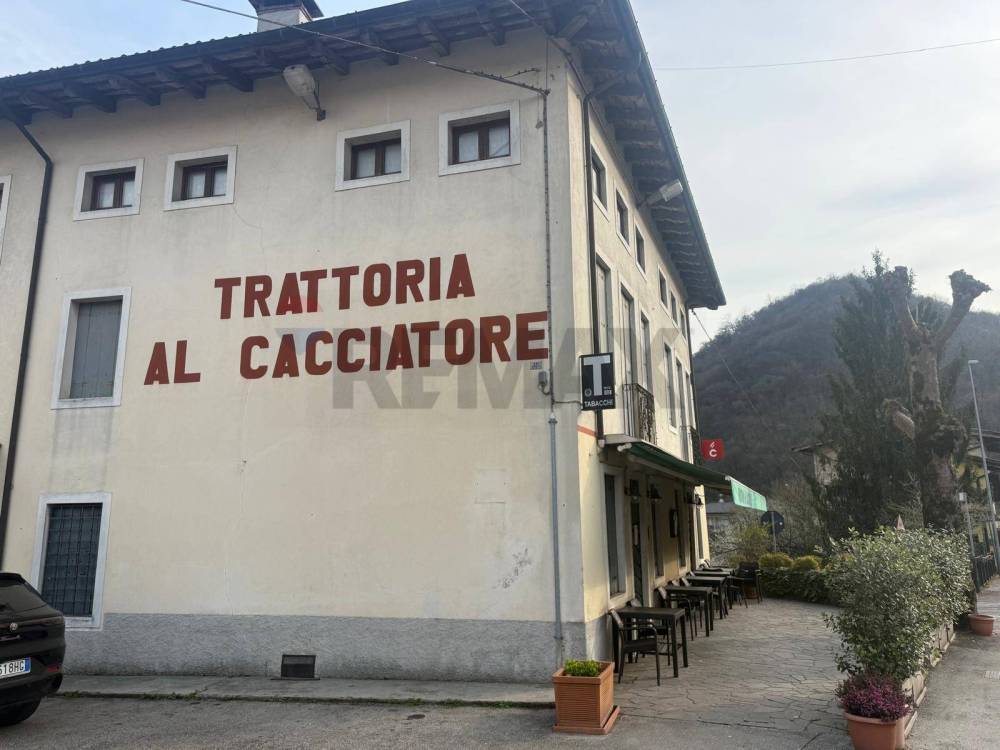 locale commerciale in vendita a Caldogno