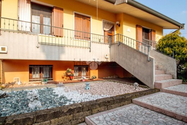 appartamento in vendita a Caldogno