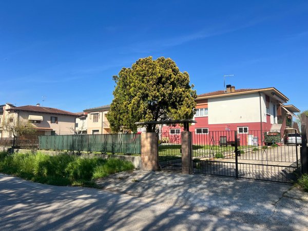 casa indipendente in vendita a Caldogno