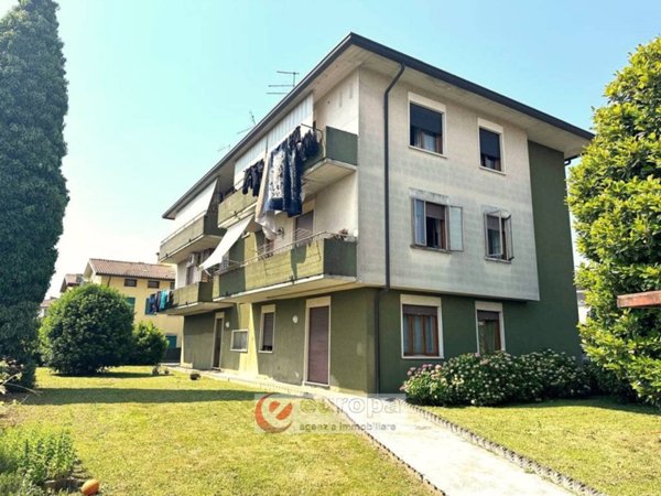 appartamento in vendita a Caldogno in zona Cresole