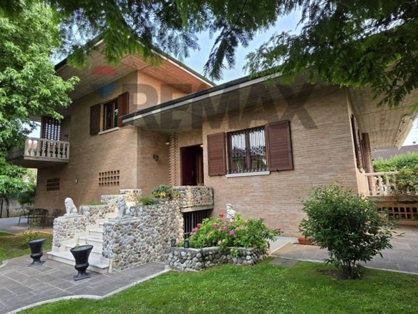 casa indipendente in vendita a Caldogno in zona Rettorgole