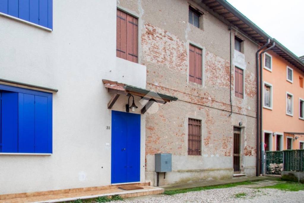 casa indipendente in vendita a Caldogno