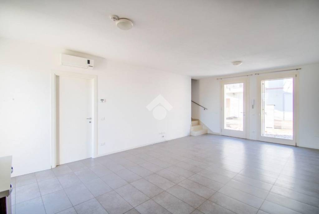 casa indipendente in vendita a Caldogno