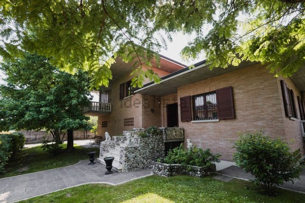 casa indipendente in vendita a Caldogno
