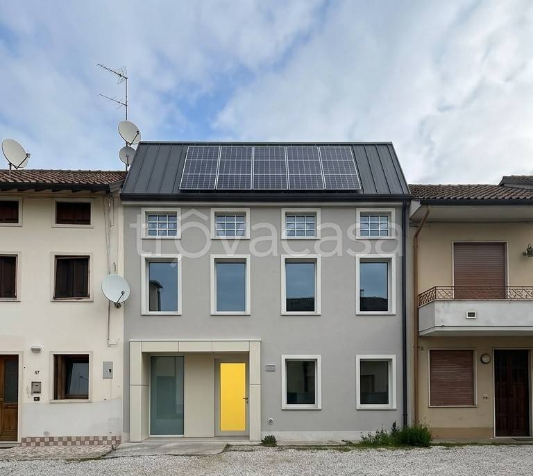 casa indipendente in vendita a Caldogno