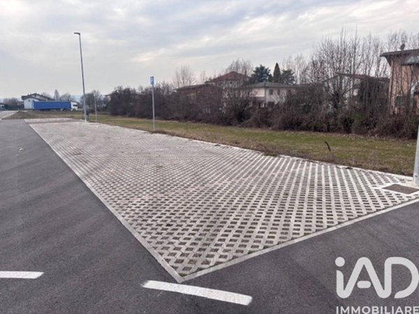 terreno in vendita a Caldogno in zona Rettorgole
