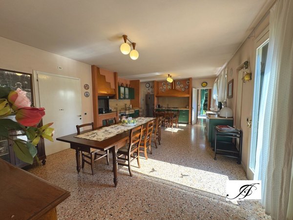 casa indipendente in vendita a Caldogno