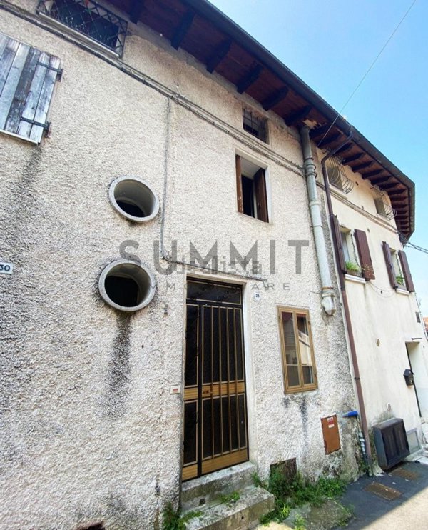 casa indipendente in vendita a Caltrano